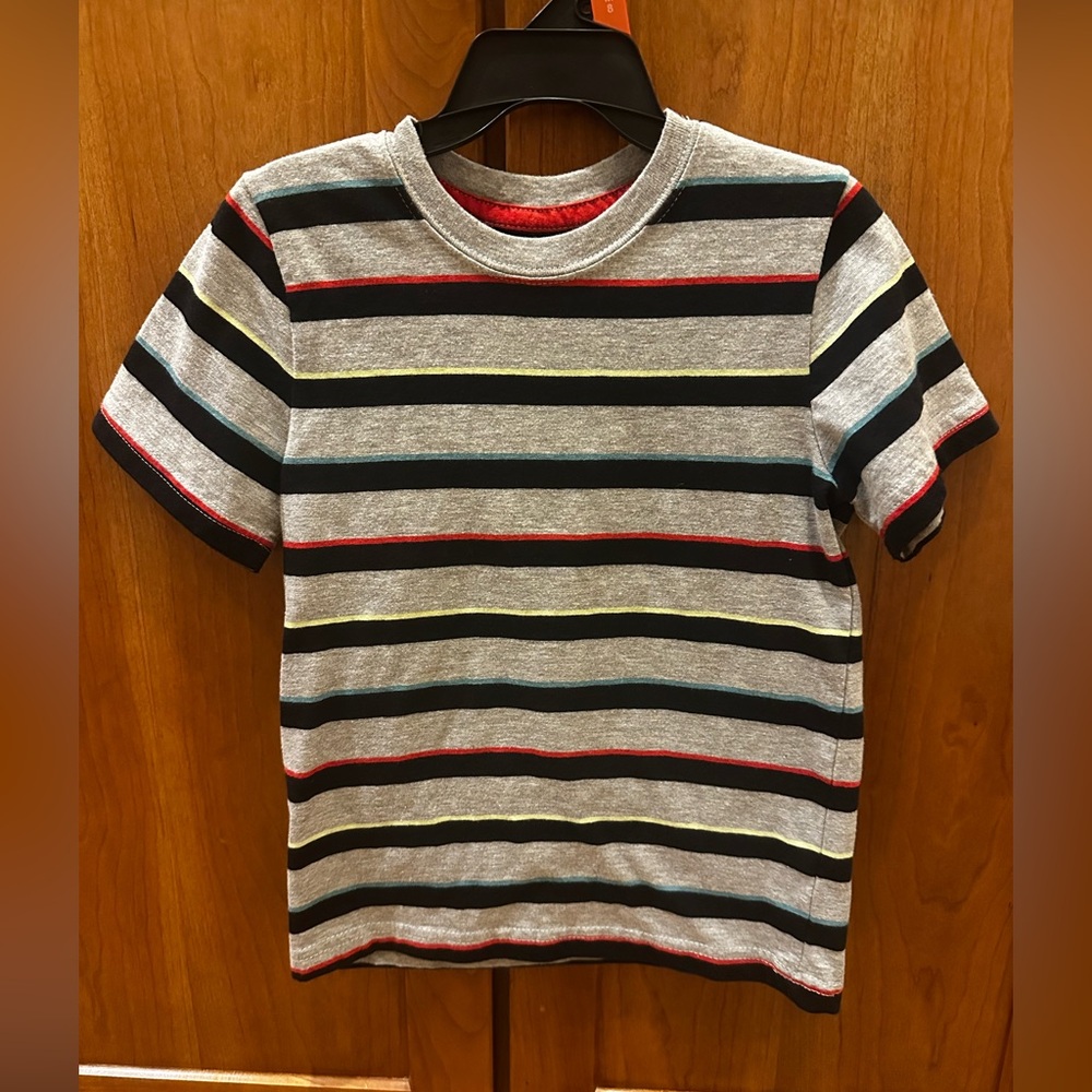 Boys 5T short sleeve tee